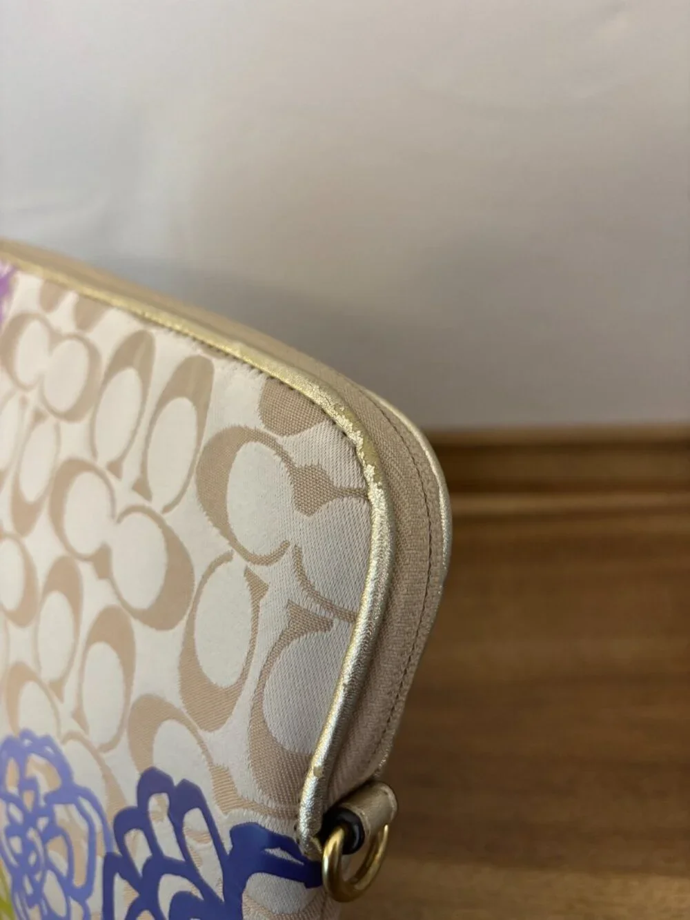 Coach Daisy Khaki Signature Floral Applique Tablet Sleeve